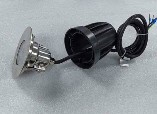 IK10 등급 잠수 수영등 3W LED 방수 수중 조명 솔루션 수영장 연못 및 물 특징