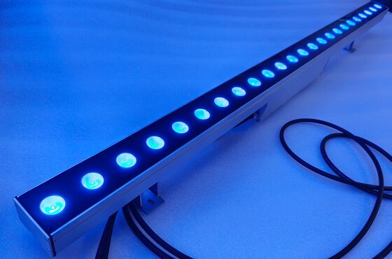 20도 × 60도 LED 벽 세탁기 등등 전원 켜기 또는 DMX512 제어 모드 및 2700K에서 6500K까지 조절 가능한 색상 온도